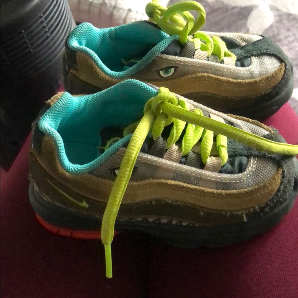 Nike shoes (boys)